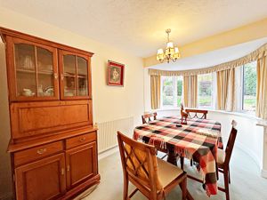 Dining Room- click for photo gallery